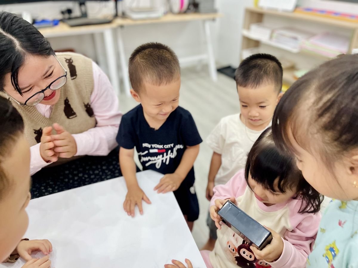 Ảnh hoạt động