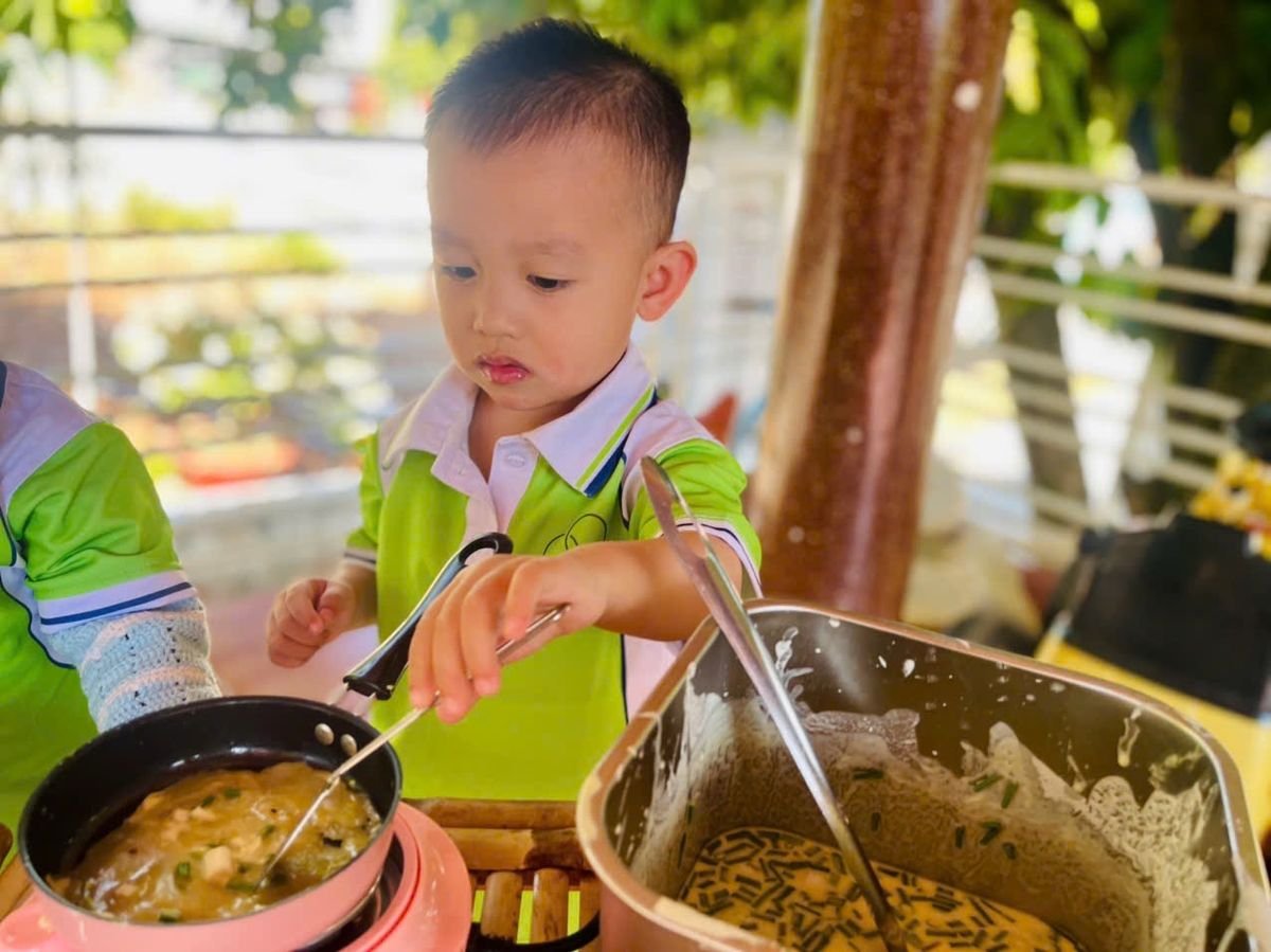 Ảnh hoạt động