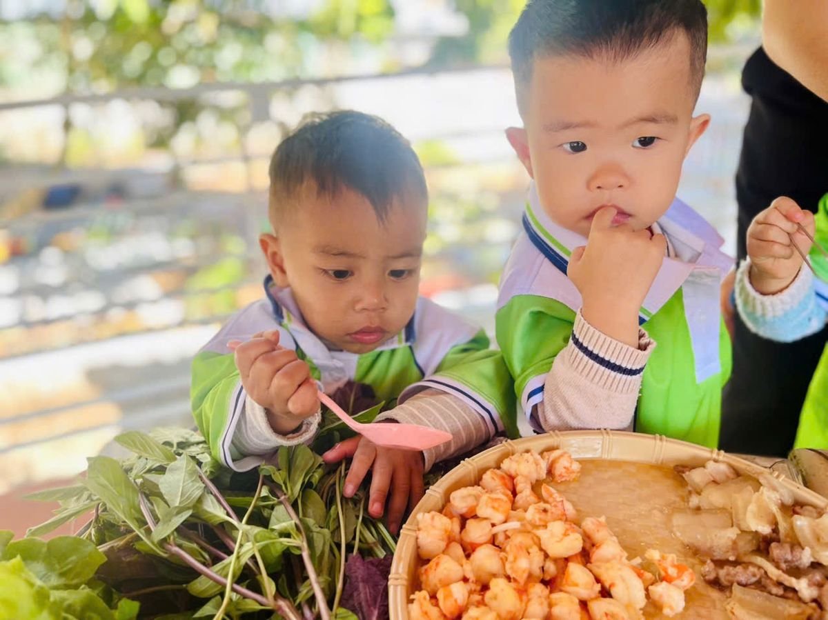 Ảnh hoạt động