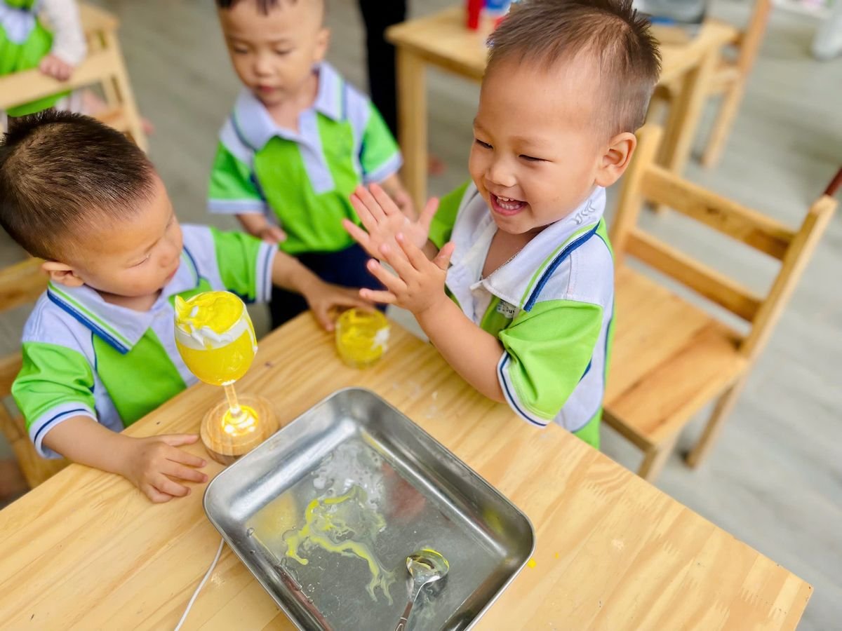 Ảnh hoạt động