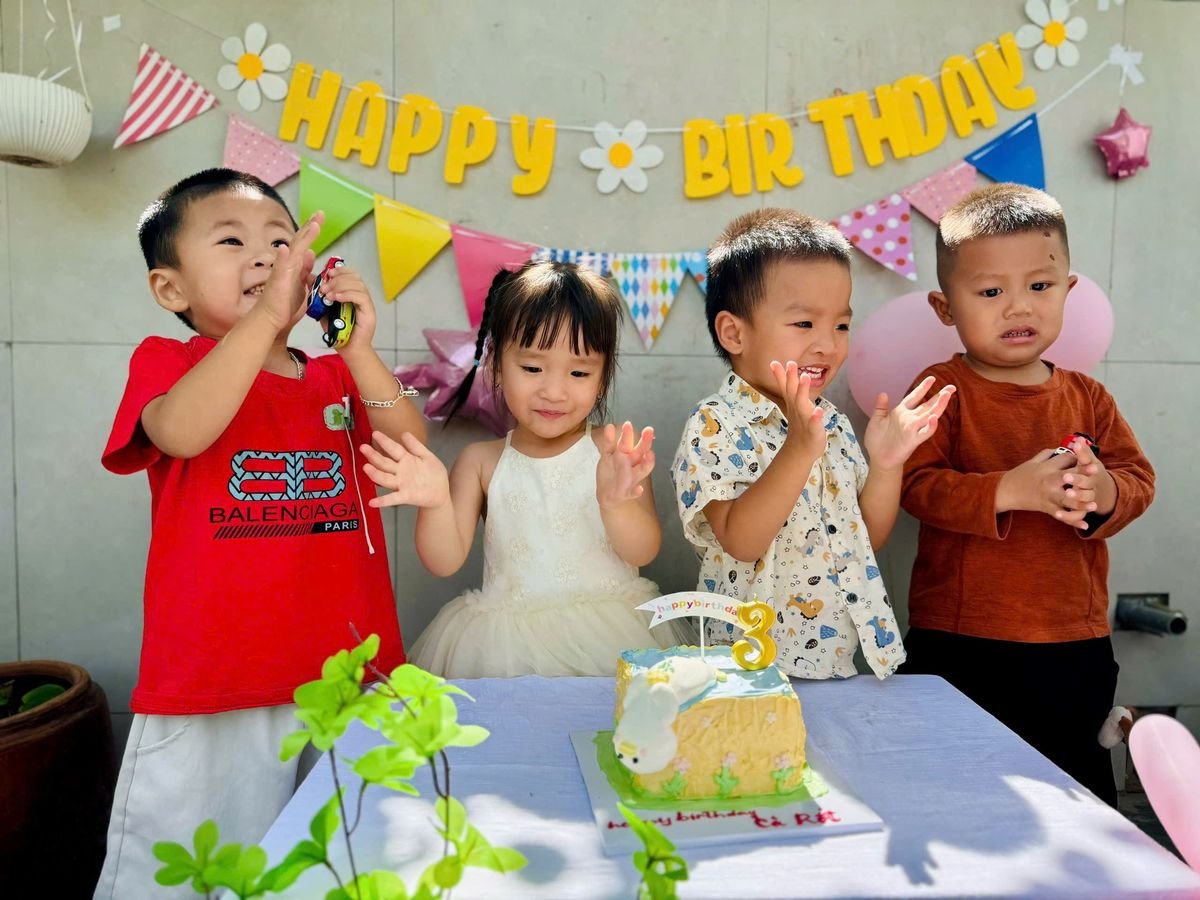 Ảnh hoạt động