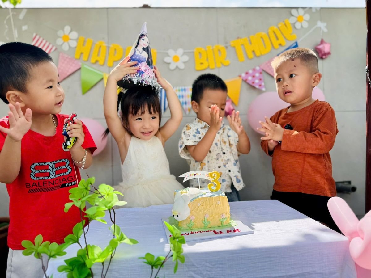 Ảnh hoạt động