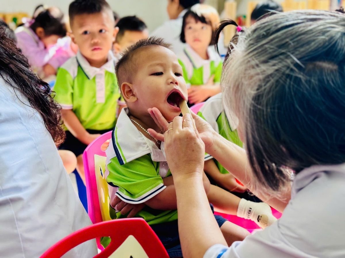 Ảnh hoạt động