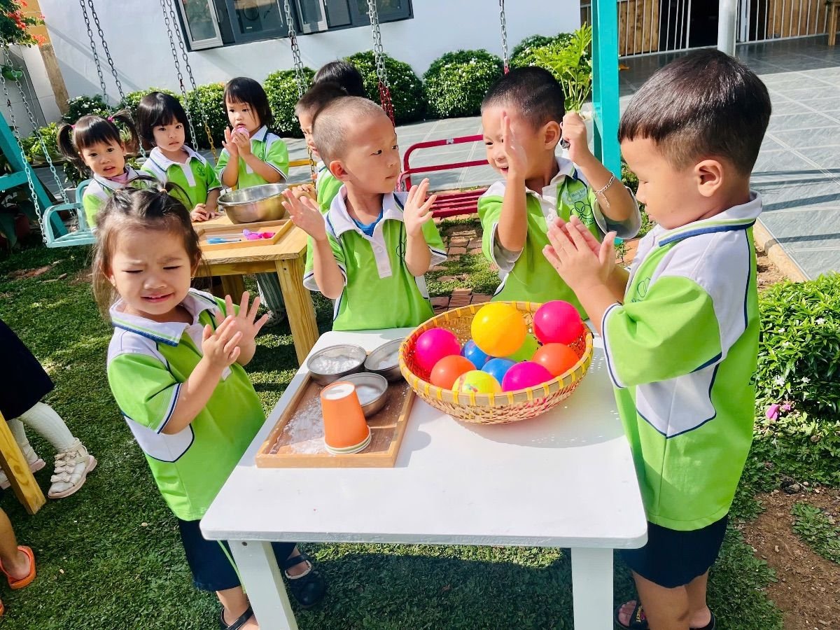 Ảnh hoạt động