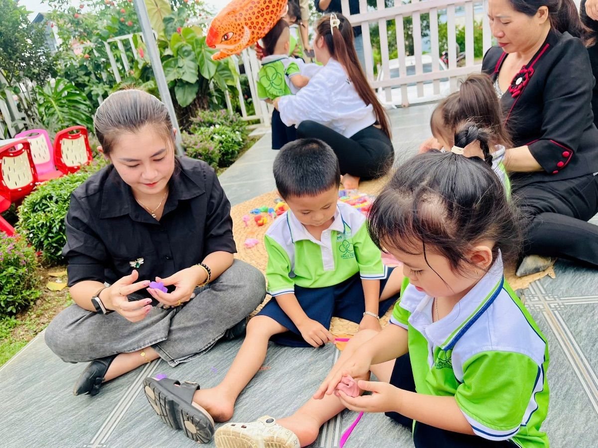 Ảnh hoạt động