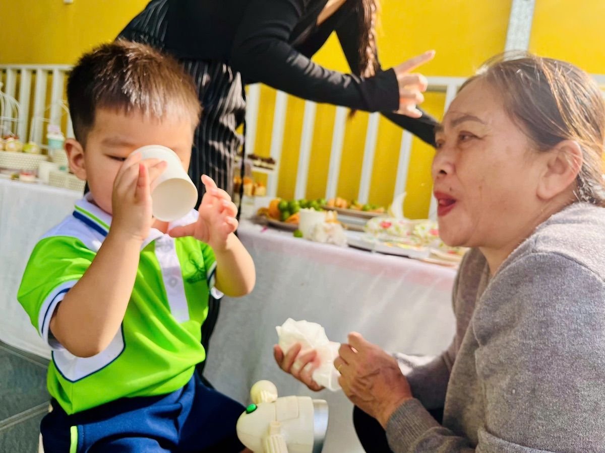 Ảnh hoạt động