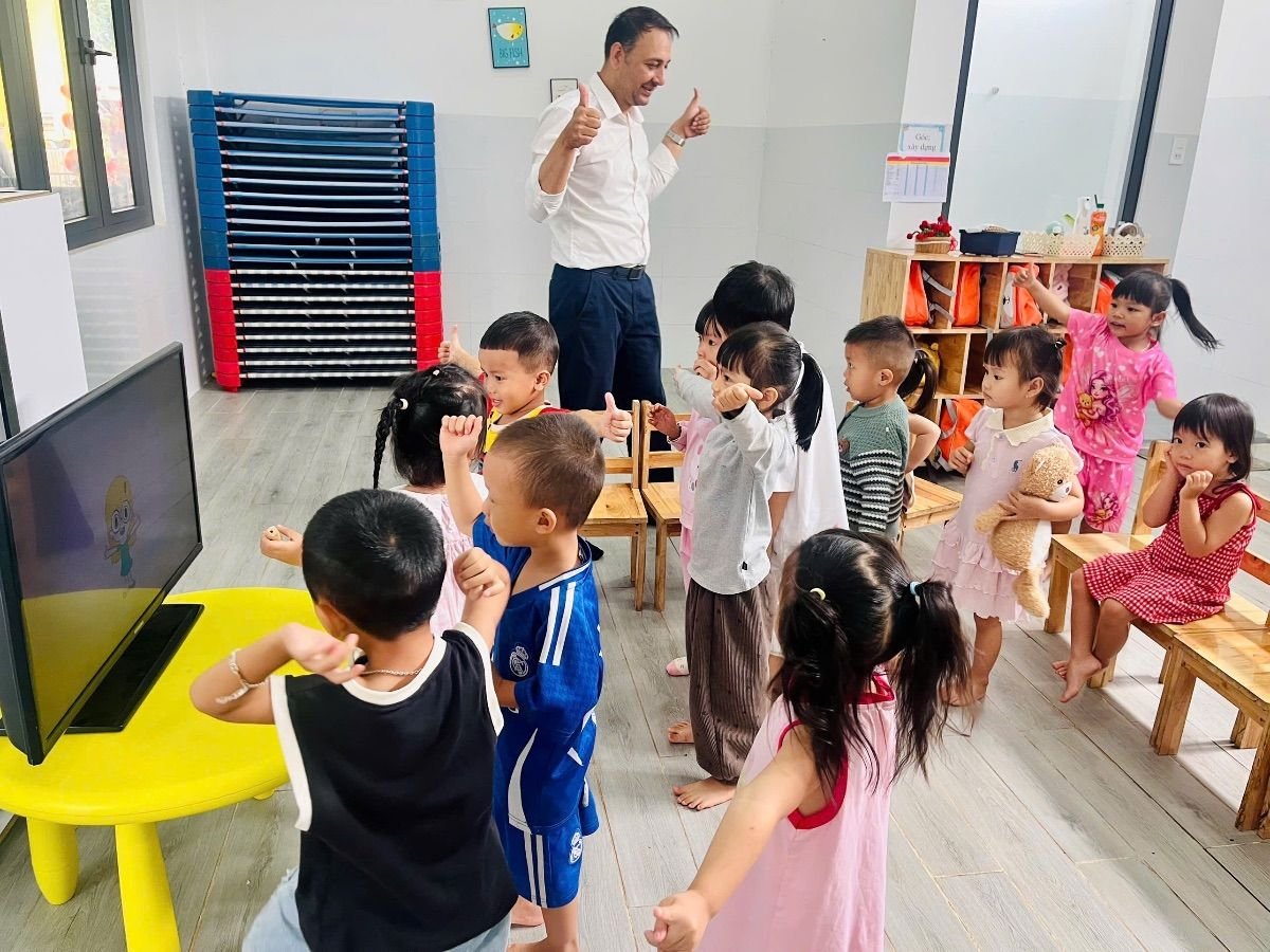 Ảnh hoạt động