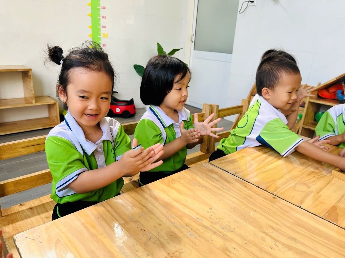 Ảnh hoạt động