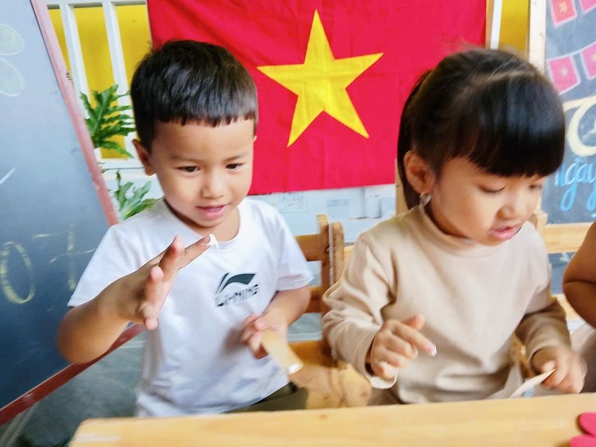 Ảnh hoạt động