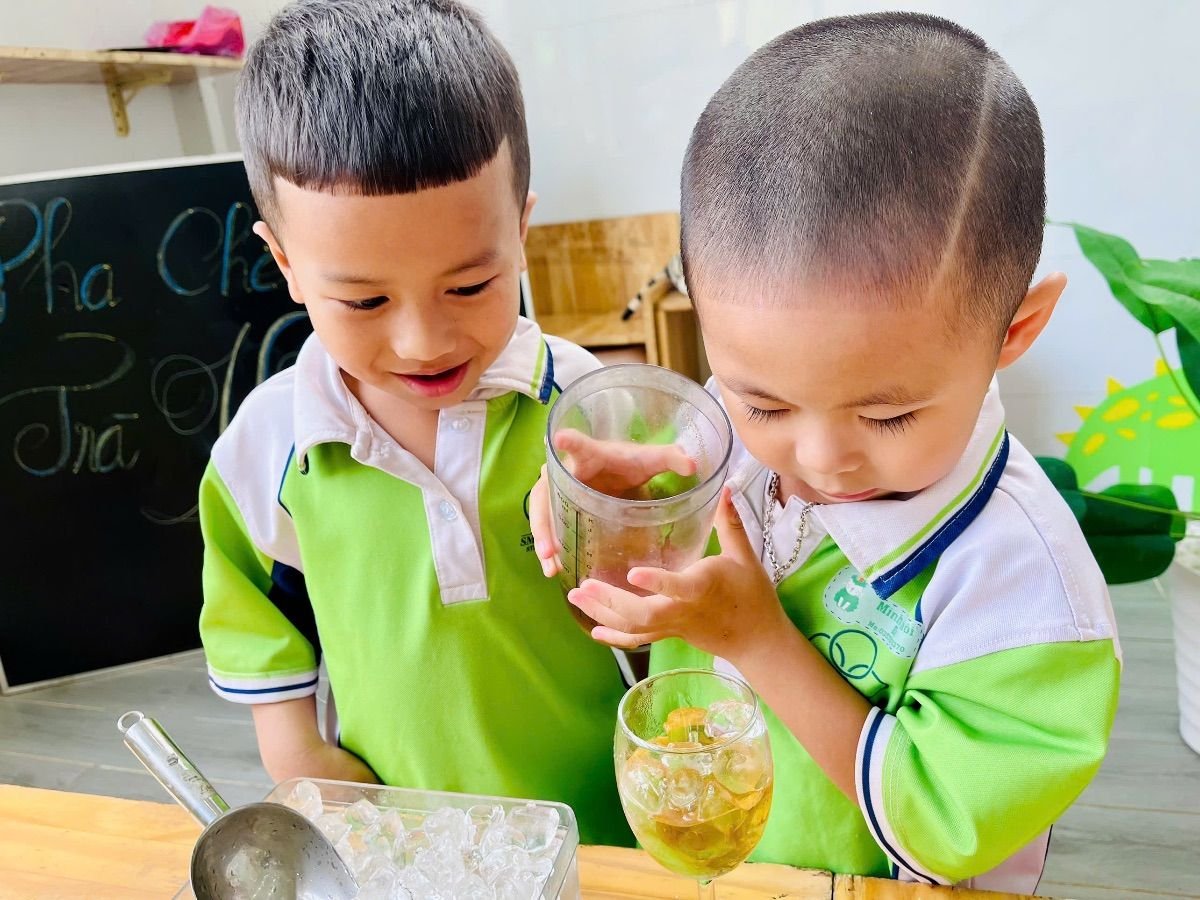 Ảnh hoạt động