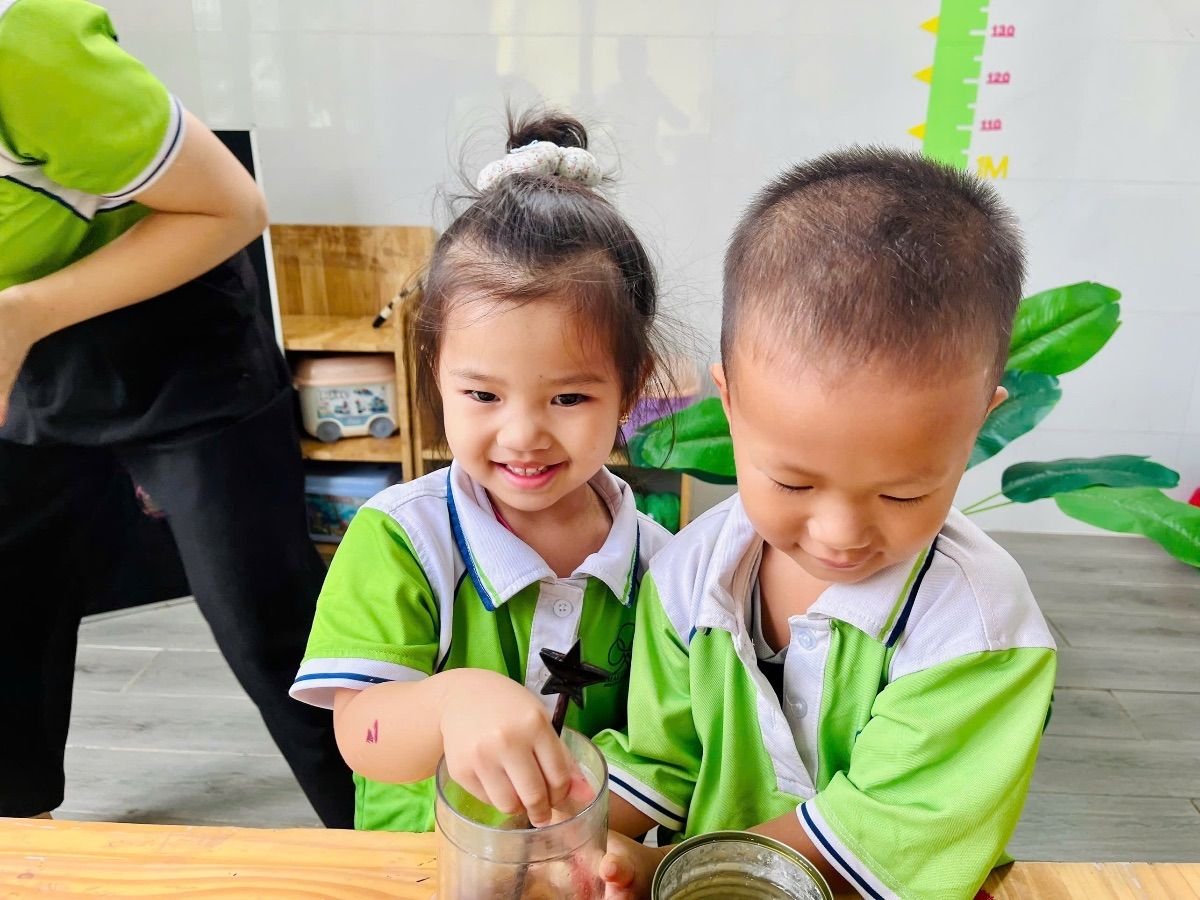 Ảnh hoạt động