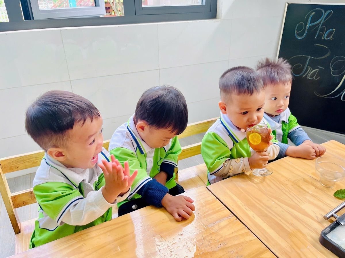 Ảnh hoạt động