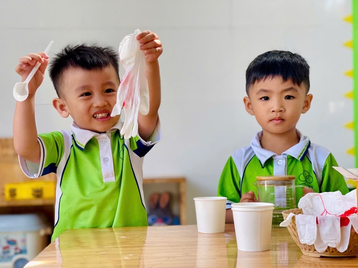 Ảnh hoạt động
