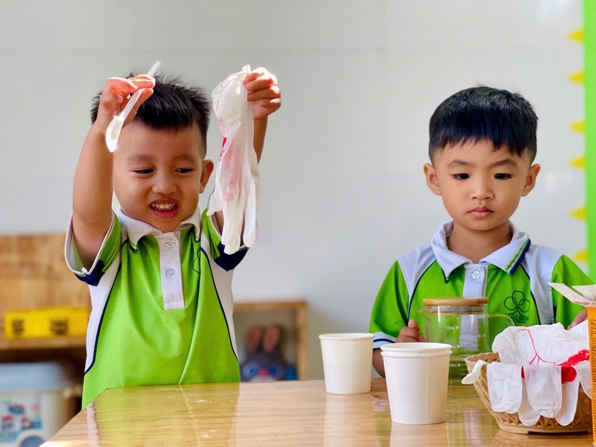 Ảnh hoạt động